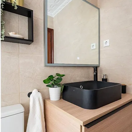 Piso Centrico En Y Cerca De La Playa Apartman