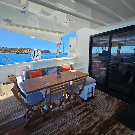 Patagonia Bateau-hôtel *