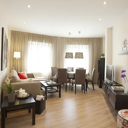 Apartment Singularstays Plaza Espana Valencia