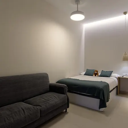 Osito Hub - Esteban Ballester Apartment