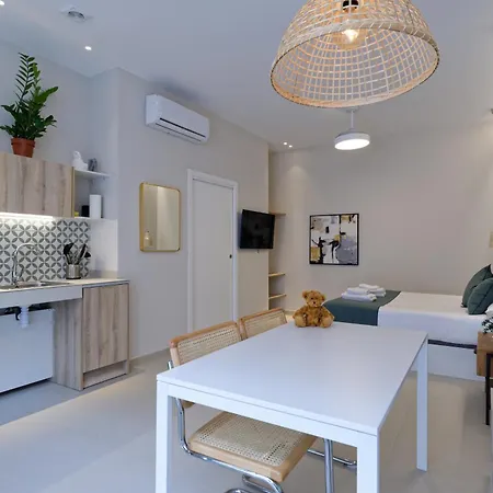 Osito Hub - Esteban Ballester Apartment *