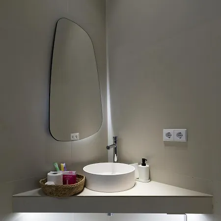 Osito Hub - Esteban Ballester Apartment *