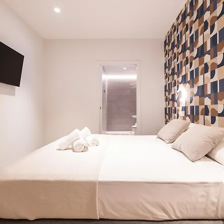 Yard Patraix By Concept Flats Konukevi