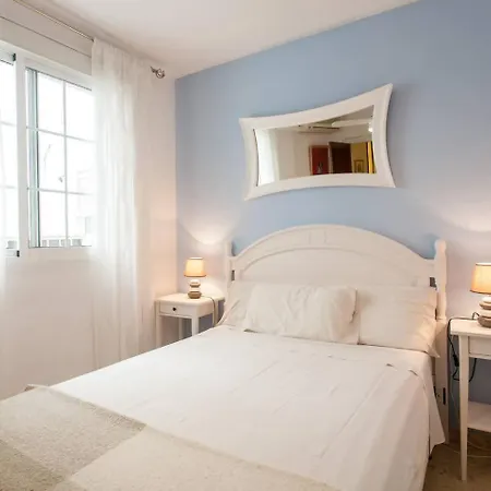 Apartamento Comfy And Luminous With Balcony