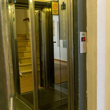 Sundos Feria 2* ולנסיה