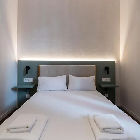 Hotel Vlc Host - Reina 168 Valence