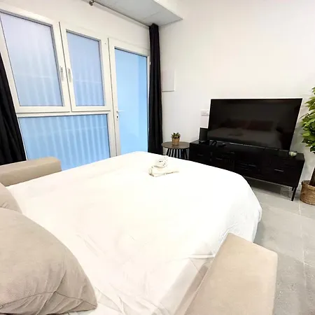 Convenient, Charming 15 Mins From Center * Валенсия