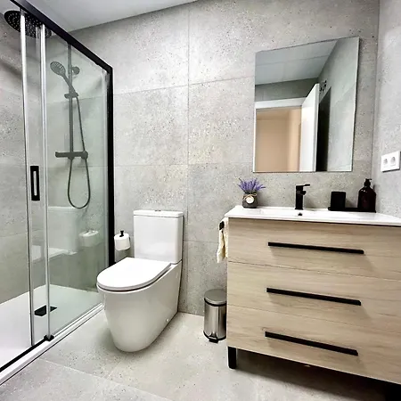 Apartamento Convenient, Charming 15 Mins From Center