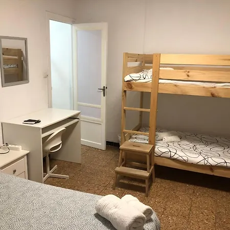 Pansiyon Dos Puerto En Piso Compartido