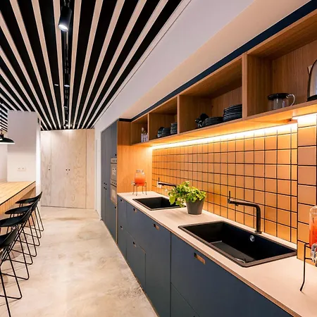 Хостел Colo Colo - Single Private Beds Валенсия