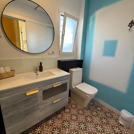 Petite Penthouse With The Sunniest Terrace In