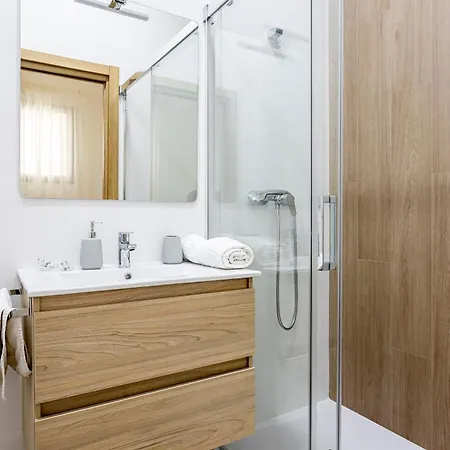 Valentia Apartment