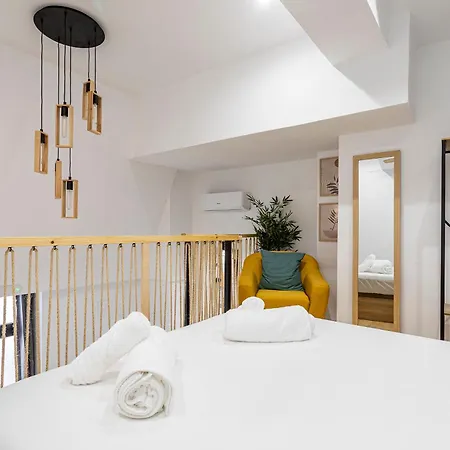 Apartment Marie Curie Flats, Lovely Duplex 3