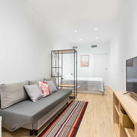 Sant Jordi 1 Stylish Studio By Invalencia Valencia
