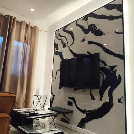 Amplio Estudio En Valencia Валенсия