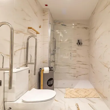 Che Loft! Artes Y Ciencias Apartment *