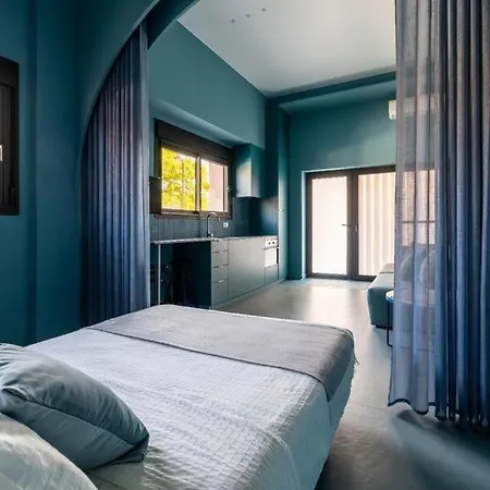 Point Blue Apartment