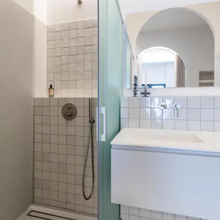 Apartment Malvarrosa Point White Valencia