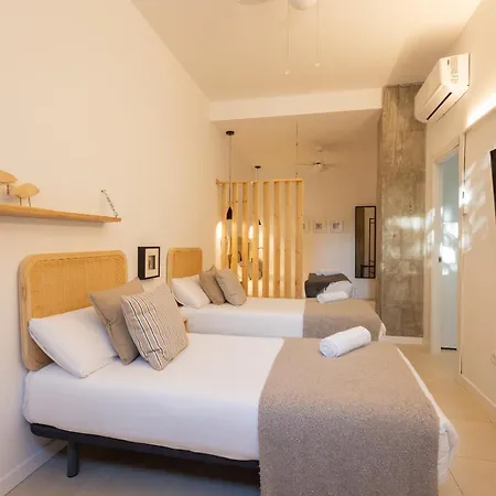 Florit Flats - The Pitiusas Appartamento Valenza