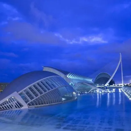 Ciudad De Artes Y Arena Roig Apartmento شقة فالنسيا