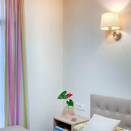 Antigua Morellana Guest house *