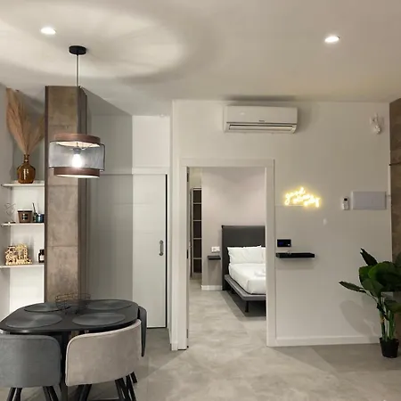 Amplio Estudio En Valencia Валенсия