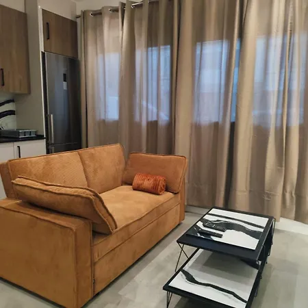Amplio Estudio En Apartment