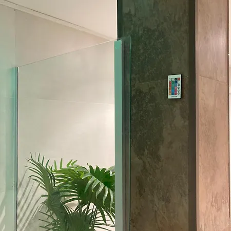 Amplio Estudio En Apartment *