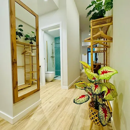 Cozy & Stylish Loft Near Center *