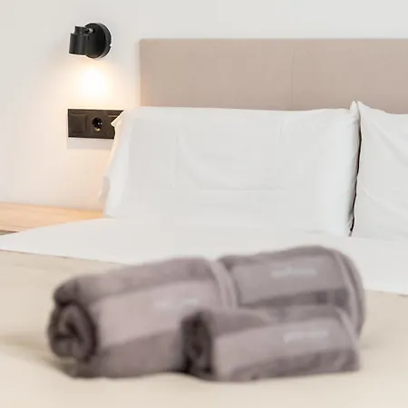 Deluxe - Ciudad De Artes