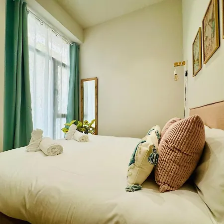 Bright & Stylish Flat Close To Center Valencia