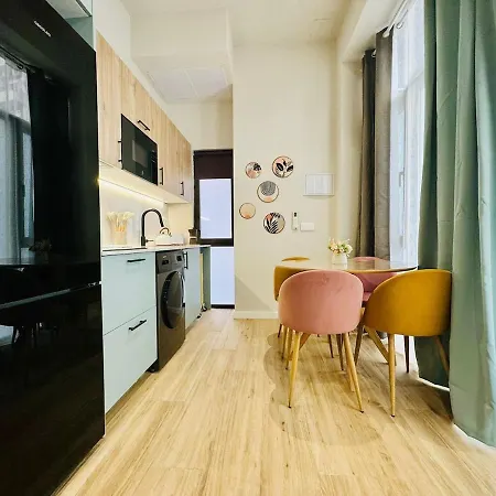 Bright & Stylish Flat Close To Center Valencia