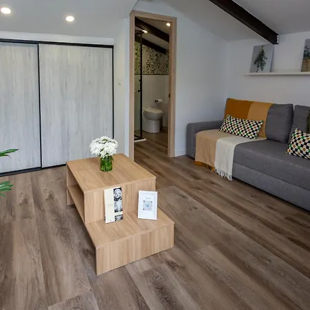 El Carmen Valencia, Estudio Con Terraza