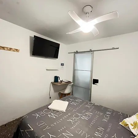 Center Of The Habitación en casa particular Valencia