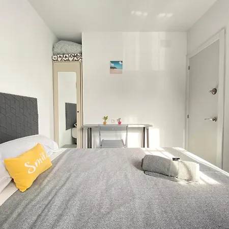 Gypsy Budget Shared Flat Privatunterkunft *