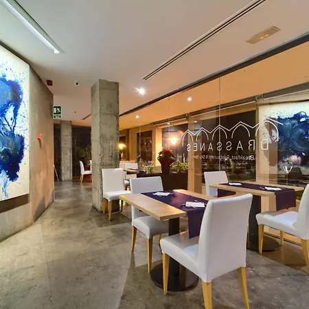 Atarazanas Szálloda 4*