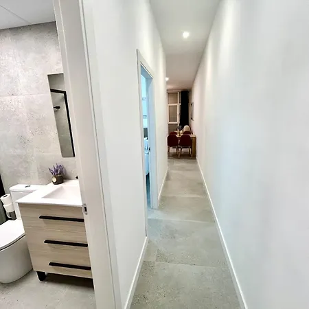 Comfort Near Metro, 2 Bed, 1 Bath * ולנסיה