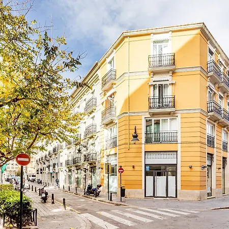 With Gym Pool Free Parking Thehavenescape Апартаменты