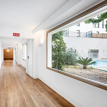 With Gym Pool Free Parking The Haven Escape Valencia