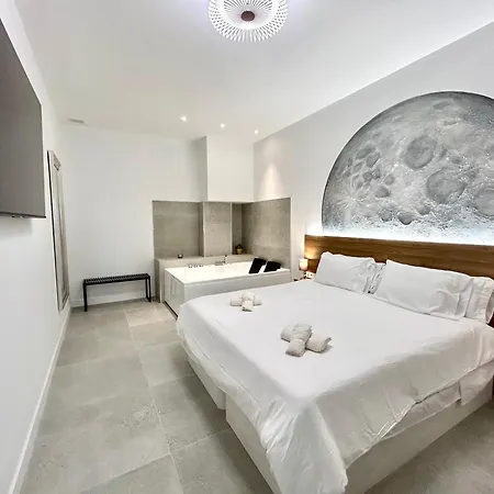 Getaway - Jacuzzi, Space & Comfort Valencie