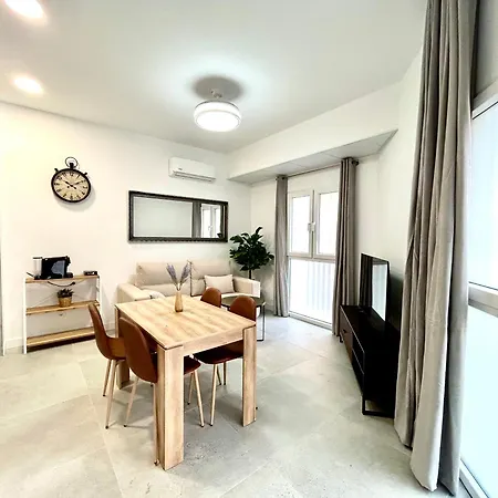 Strategic Stay-unlock Valencia's Best-kept Secret Apartamento