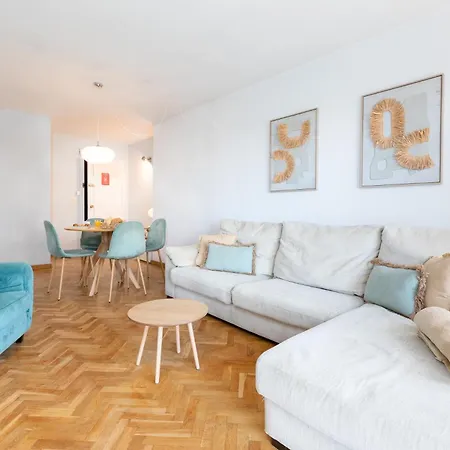 Travel Habitat Torres De Serrano * Валенсия