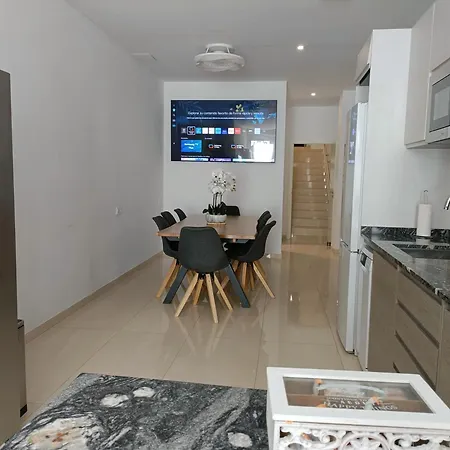 Malvalindabeach Preciosa Casa Malvarrosa-patacona *