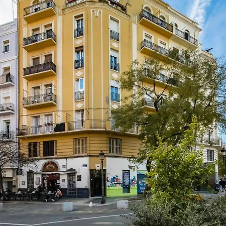 Penthouse With Terrace In The Heart Of
