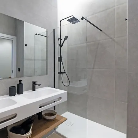 Guestready - Urban Elegance In *