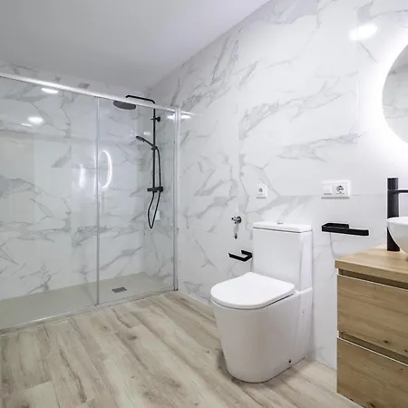 Appartamento Ln4 - Loft Espacioso Y Acogedor Estudio Cerca Del Metro Zona Ayora *