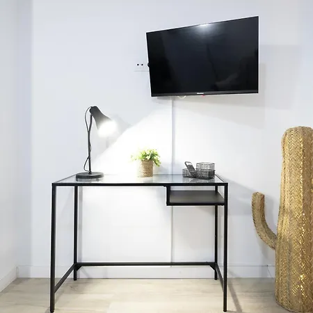 Ln4 - Loft Espacioso Y Acogedor Estudio Cerca Del Metro Zona Ayora *