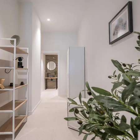 Appartamento Lo - Loft - Modernos Y Acogedores Estudios Cerca A Artes Y Ciencias