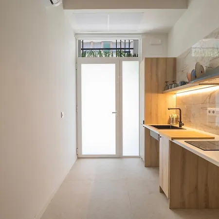 Lo - Loft - Modernos Y Acogedores Estudios Cerca A Artes Y Ciencias Apartman *