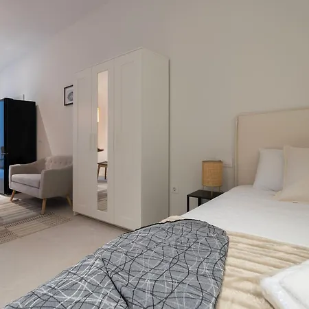 Pm - Loft Espaciosos Estudios Con Terraza Cerca A Artes Y Ciencias